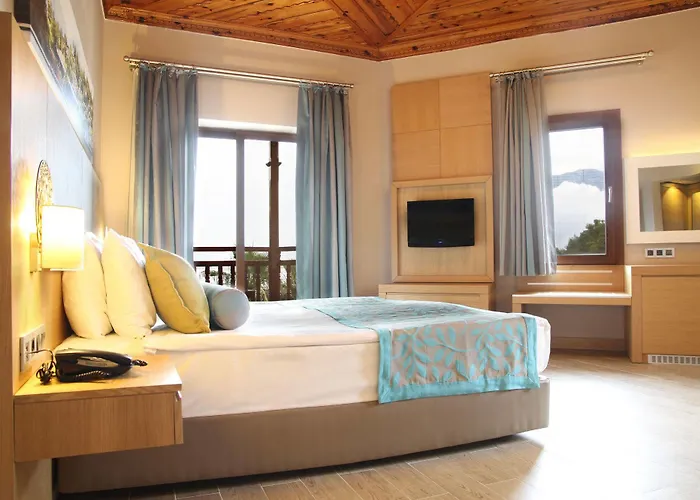 Standard Main Building Twin Room
